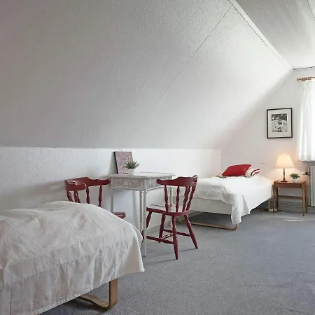 Nyaraló 12 Person Holiday In Aakirkeby